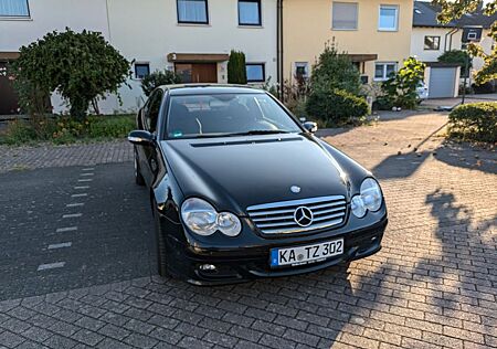 Mercedes-Benz CL 180 CL203 C180 Kompressor Sportcoupe