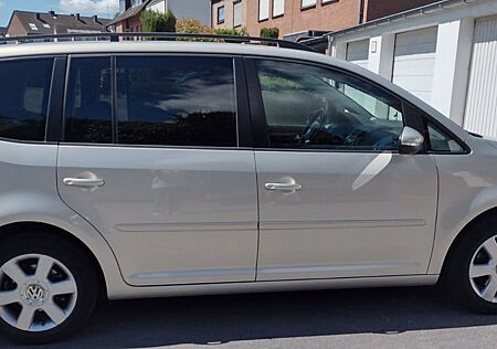 VW Touran Volkswagen 1.4 TSI Comfortline 6-Gang