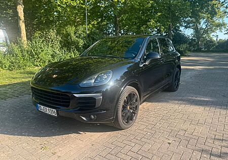 Porsche Cayenne Diesel Platinum Edition Approved