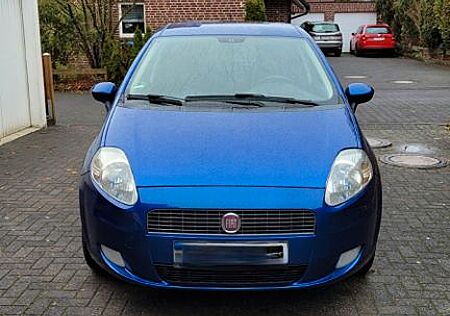 Fiat Grande Punto 1.2 8V sehr geflegter Zustand