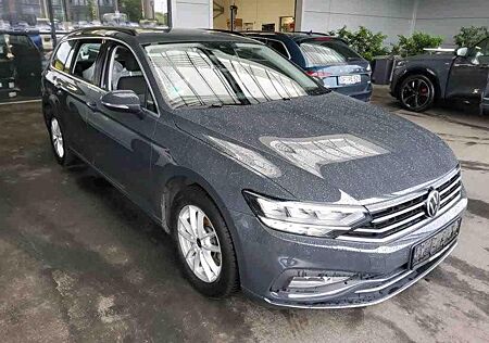 VW Passat Variant Volkswagen Passat Var 2.0TDI Business LED Navi Kamera