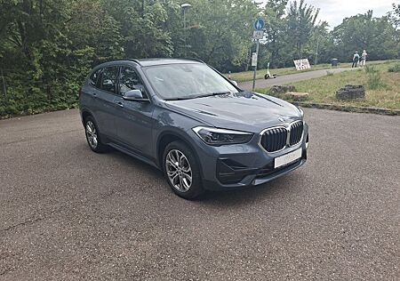 BMW X1 Baureihe xDrive 25 i Sport Line/AUTO/H1