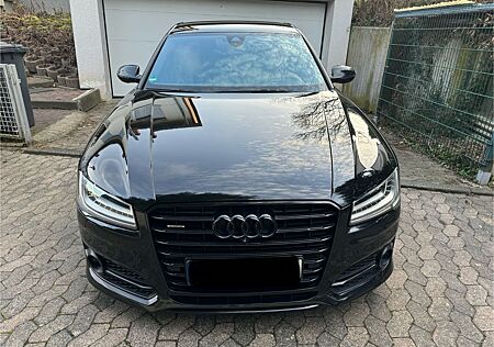 Audi A8 3.0 TDI tiptronic quattro -