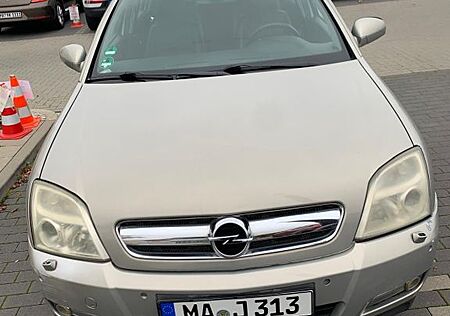 Opel Signum 2.2 Direct -