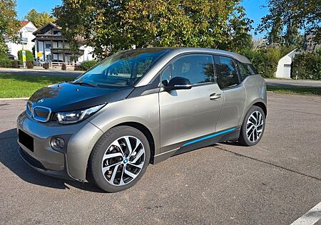 BMW i3 (94 Ah) mit Range Extender navi top zustand