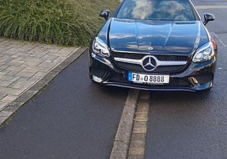 Mercedes-Benz SLC 200 -