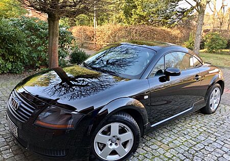 Audi TT Coupe 1.8T 132 kW -