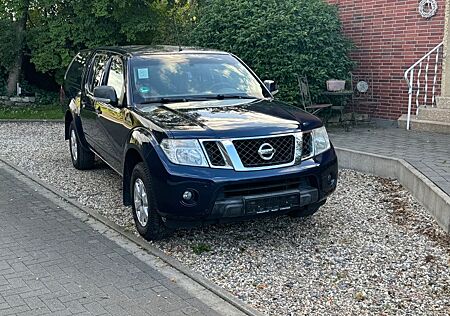 Nissan Navara Pick UP 4x4 Klima LKW Zul.TOP