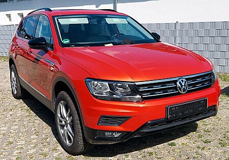 VW Tiguan Allspace Volkswagen 2.0 TSI SE 4MOTION Comfortline