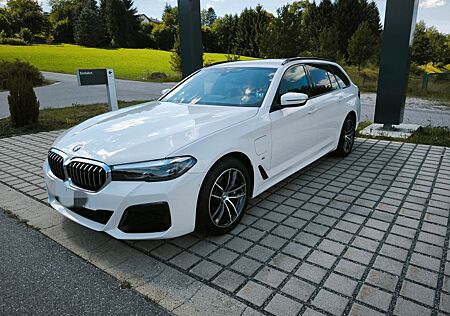 BMW 530e xDrive Touring *MSportpaket* *TOPgepflegt*