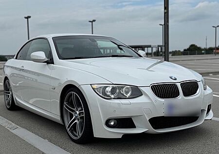 BMW 330D E93 M-Paket *Tüv Neu, 8-Fach bereift*