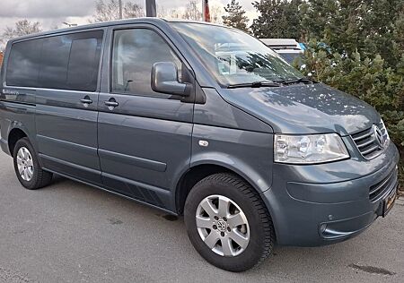 VW T5 Transporter Volkswagen Bus Multivan Atlantis
