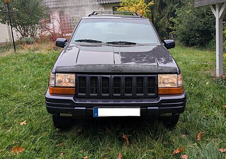 Jeep Grand Cherokee ZJ Limited 1997 5.2L V8