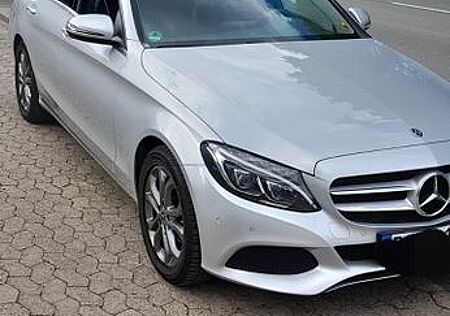 Mercedes-Benz C 180 - unfallfrei, Xenon, Rückfahrkamera