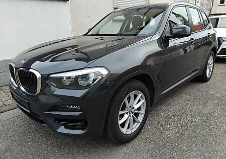 BMW X3 xDrive 20 d Leder Navi PDC 1"te Hand