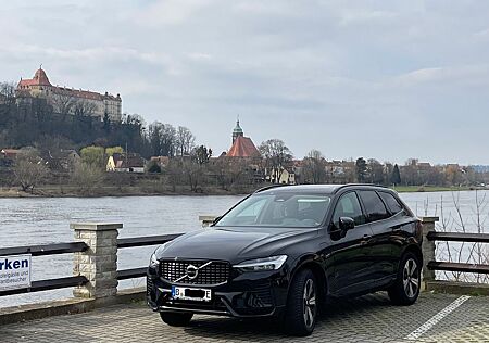 Volvo XC 60 XC60 T6 AWD Recharge Plus Dark Harman K. 1A Zust