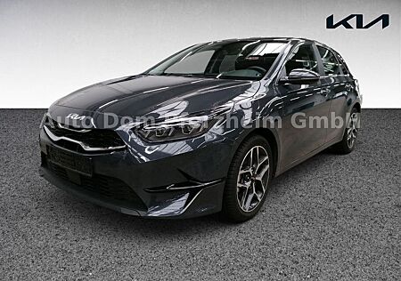 Kia Cee'd gebraucht kaufen Kia Cee'd Ceed 1.5T DCT7 SPIRIT /NAVI/UVO