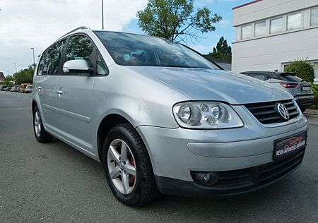 VW Touran Volkswagen Highline