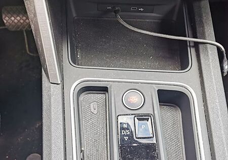 Seat Leon 1.5 eTSI ACT 110kW FR DSG