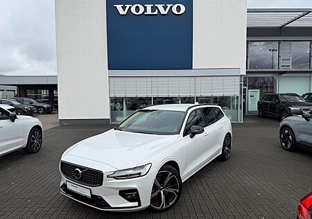 Volvo V60 B4 Kombi Plus Dark
