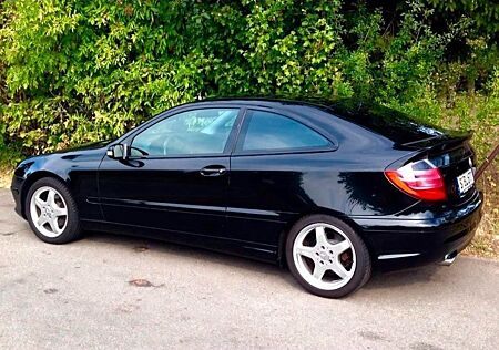Mercedes-Benz CL 230