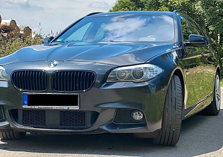 BMW 530 gebraucht kaufen BMW 530d xDrive Touring M Paket Leder HUD ACC