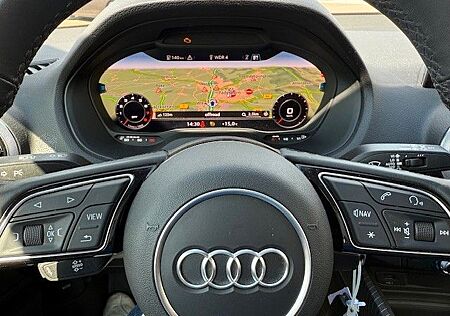 Audi Q2 35 1.5 TFSI advanced Kamera Leder Virtuell 1H