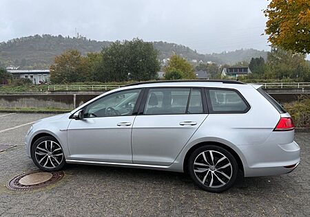 VW Golf Volkswagen 1.6 TDI BMT Variant