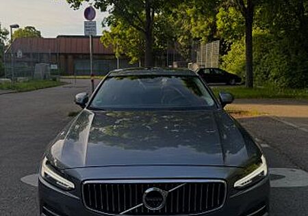 Volvo S90 D5 AWD Geartronic Momentum Pro Momentum Pro