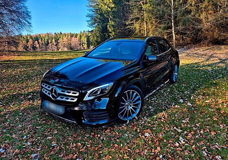 Mercedes-Benz GLA 250 4 Matic AMG Line/Pano/CAM/LED/Autom.