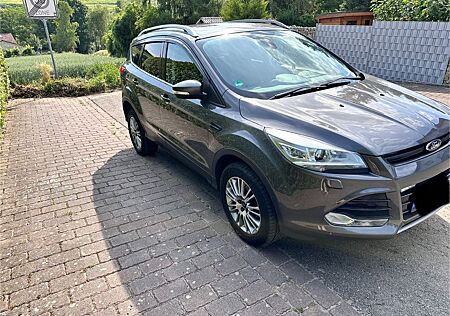 Ford Kuga 2,0 TDCi 4x4 120kW Titanium PowerShift ...