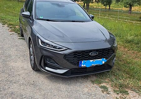 Ford Focus 1,0 EcoB. Hybrid 114kW ST-Line Des. Tu...