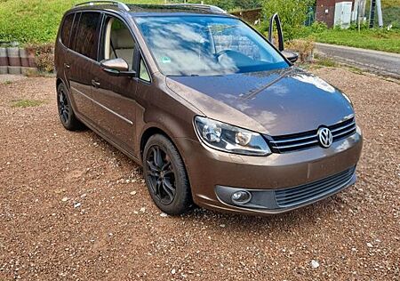 VW Touran Volkswagen 2.0 TDI 103kW DSG -