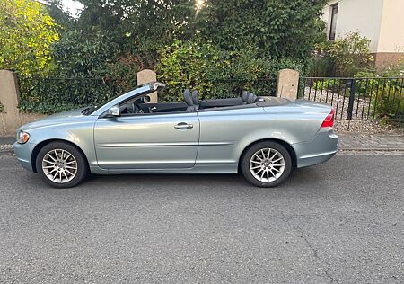 Volvo C70 2.4 Kinetic Cabrio