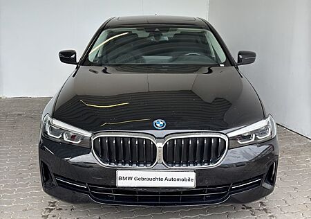 BMW 520e Lim. LiveCock.DriveAss.GSD.ParkAss.SHZ.DAB