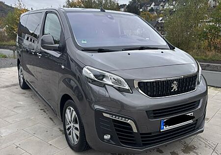 Peugeot Traveller BlueHDi