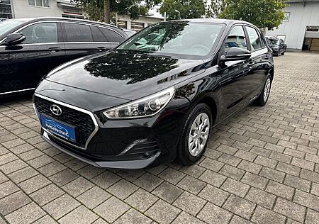 Hyundai i30 gebraucht kaufen Hyundai i30 Select
