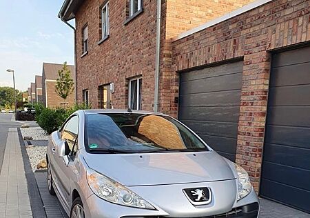 Peugeot 207 CC Platinum 150 THP Platinium