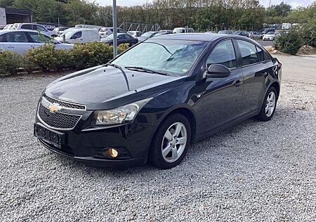 Chevrolet Cruze 1,8 4D