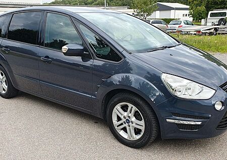 Ford S-Max Business Edition/6.Gang/Navi/TÜV-Neu