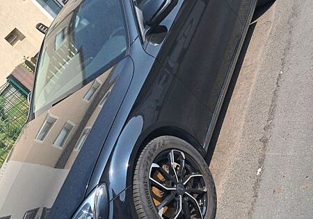 Mercedes-Benz C 220 d 8fach bereift