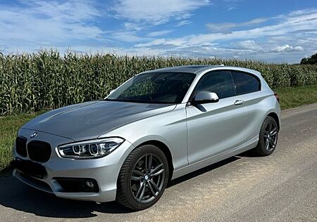 BMW 120i Sport Line Sport Line
