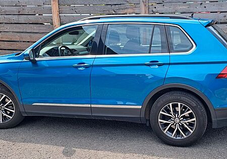 VW Tiguan Volkswagen 2.0 TDI SCR BMT Comfortline Comfortline