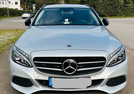 Mercedes-Benz C 200 d T Autom. 9G-Tronic*LED*Navi*Kamera*2Hand