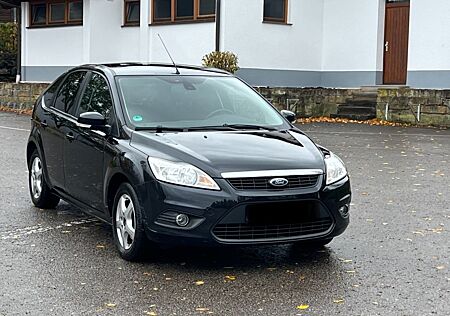 Ford Focus 1,6 Klima-Tempo-Multi Top Zustand TÜV NEU