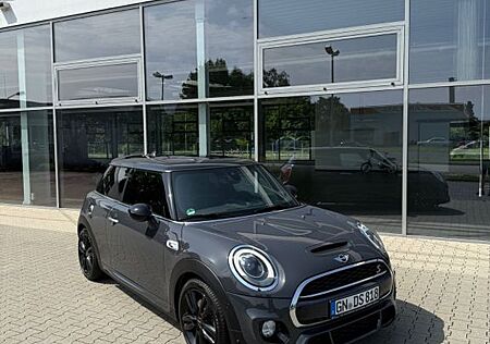 Mini Cooper SD JCW *Pano *Aut *Cam *Insp+Tüv *Harmann