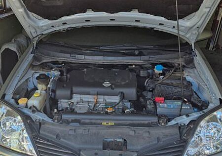 Nissan Primera mit 35tkm / Rentnerauto