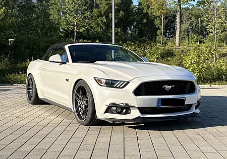 Ford Mustang Convertible 5.0 Ti-VCT V8 GT Auto GT
