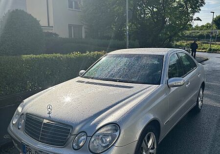 Mercedes-Benz 200 e200 kompressor