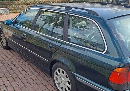 BMW 523i touring